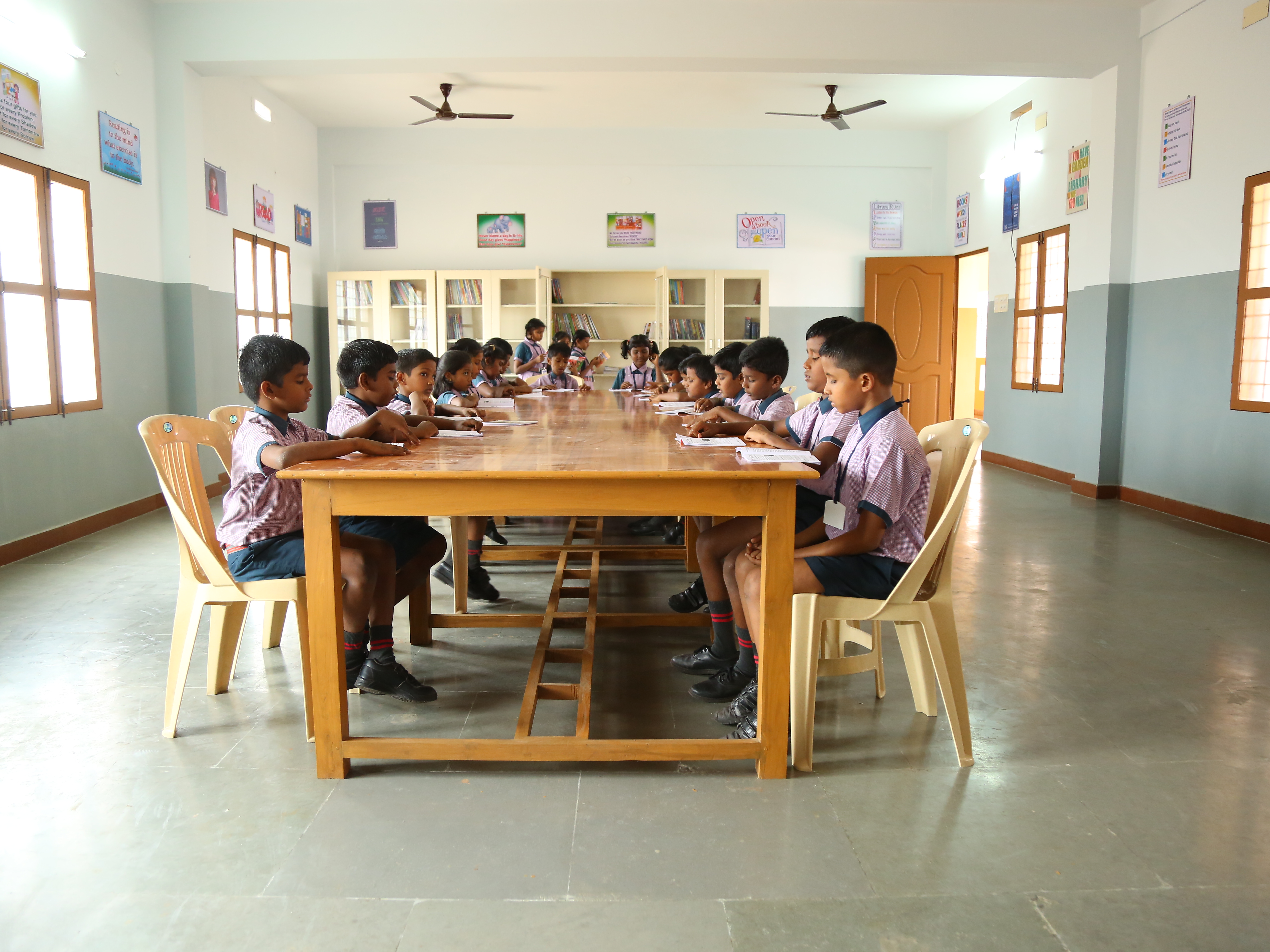 School Entrance Signboard & Safety Warning Board